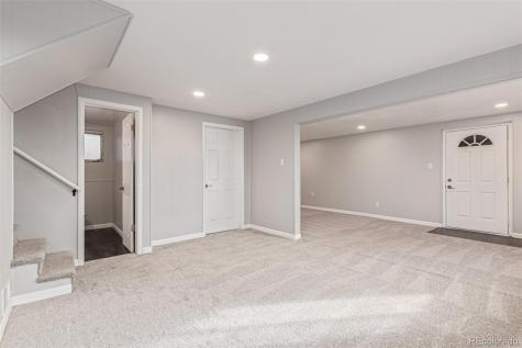 608 Evanston Street Aurora CO 80011