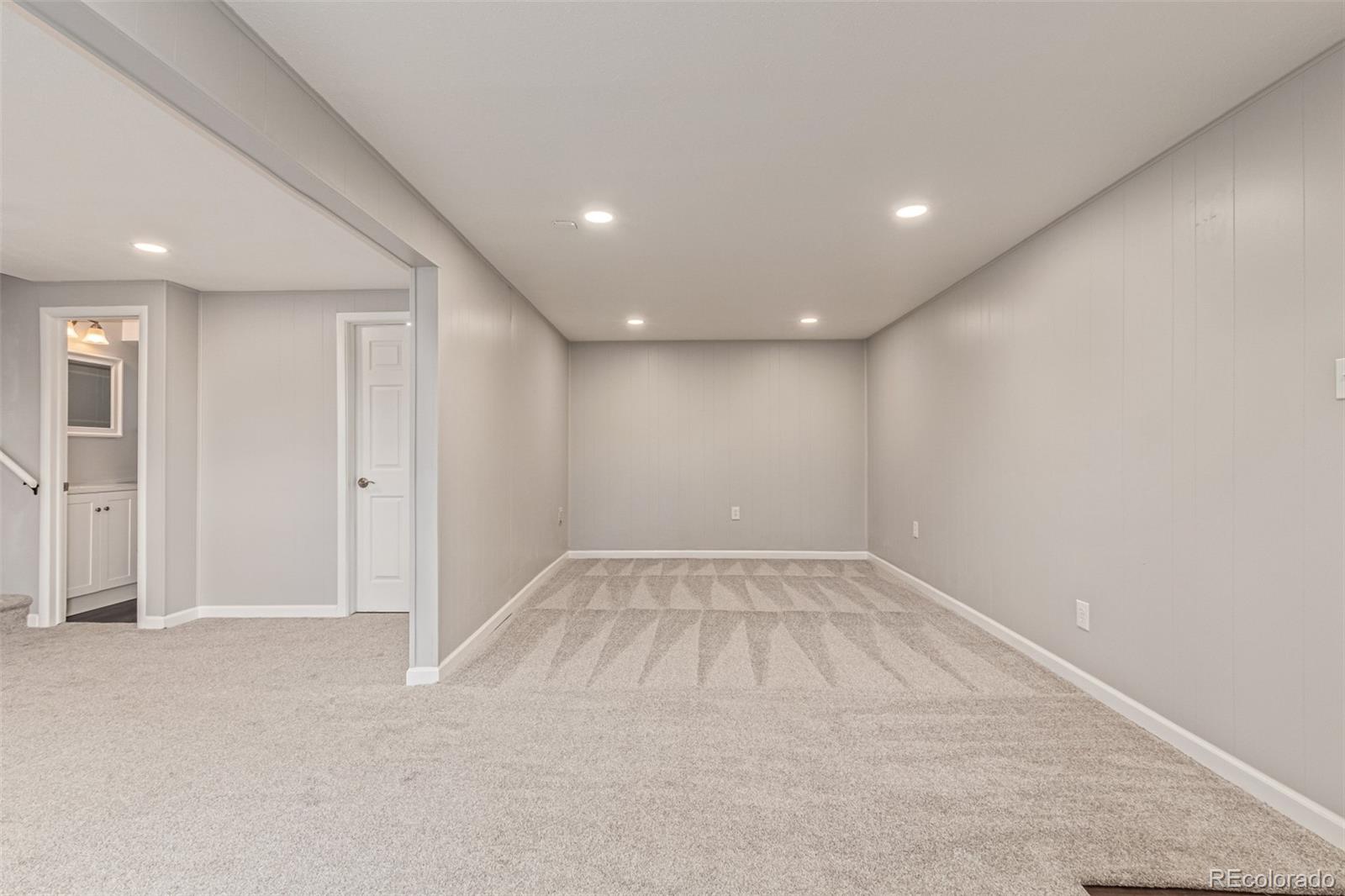 608 Evanston Street Aurora CO 80011