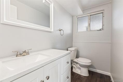 608 Evanston Street Aurora CO 80011