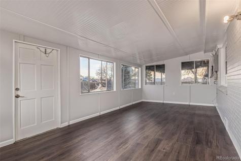 608 Evanston Street Aurora CO 80011