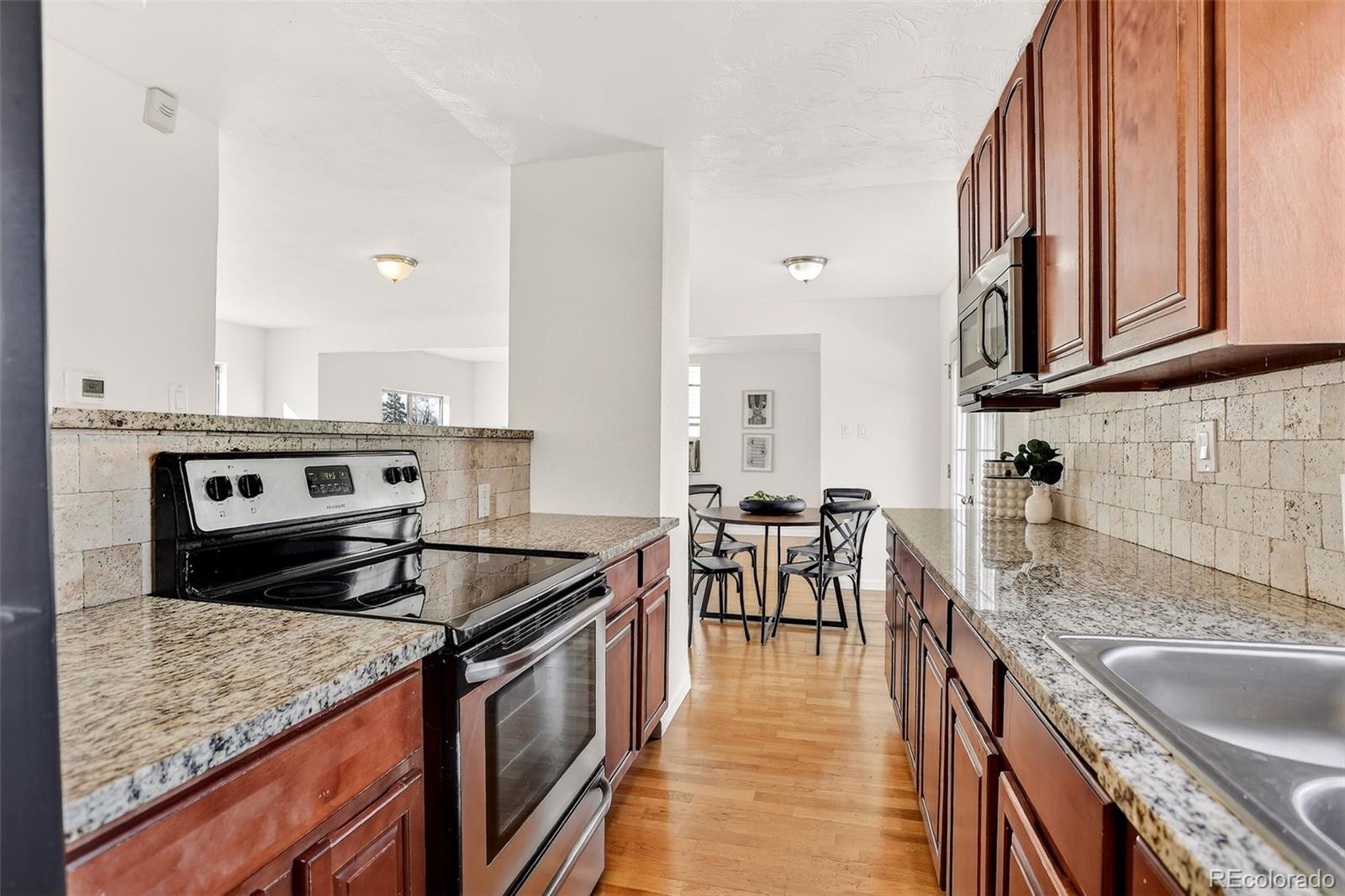 2836 S Grape Way Denver CO 80222
