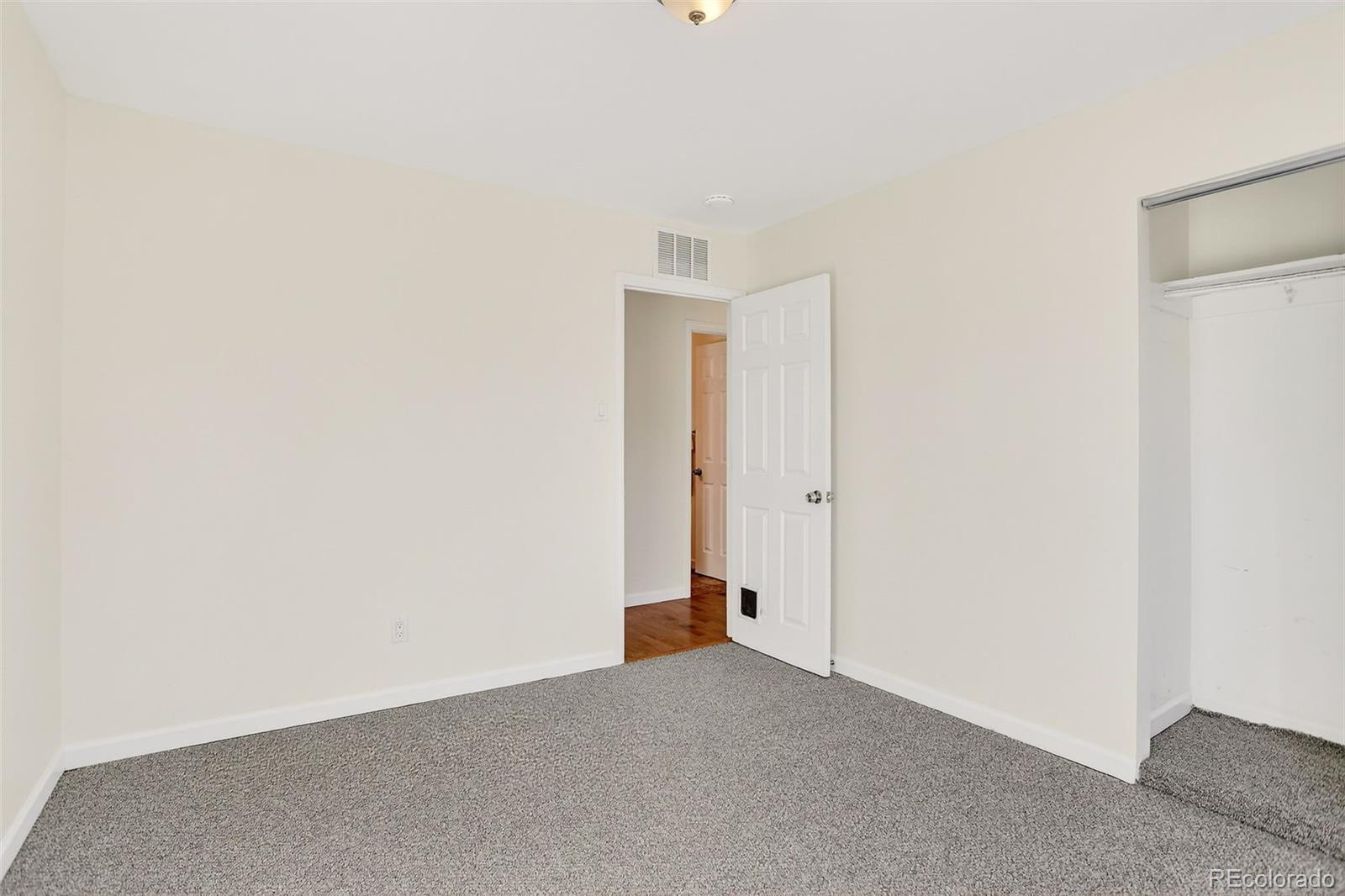 2836 S Grape Way Denver CO 80222