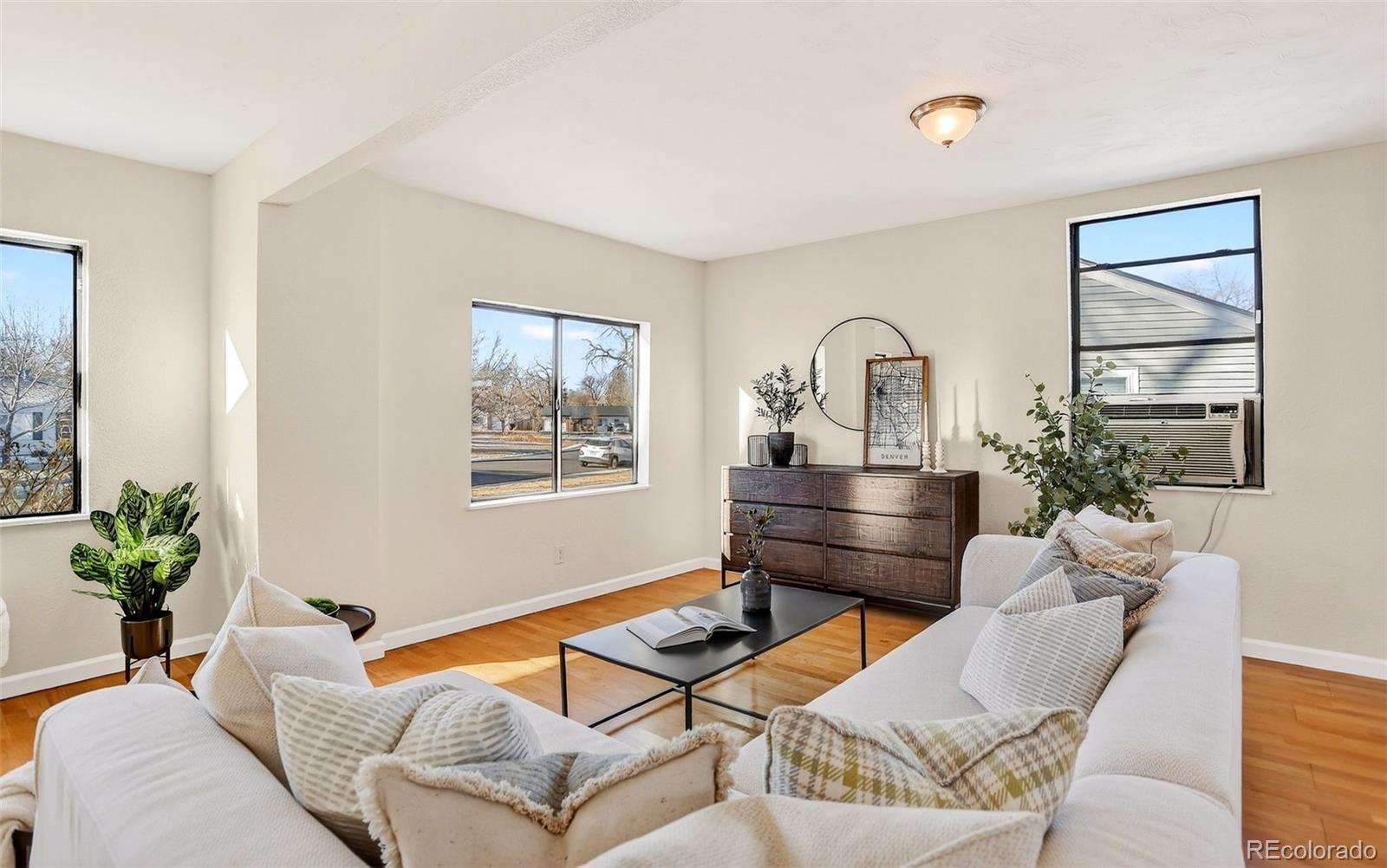 2836 S Grape Way Denver CO 80222