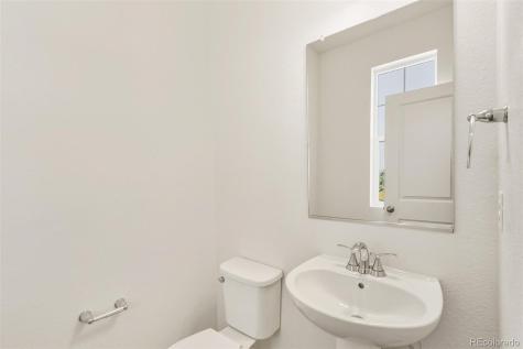 5242 Denali Boulevard Aurora CO 80019