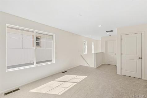 5242 Denali Boulevard Aurora CO 80019