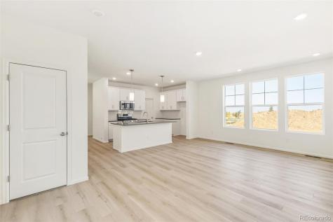 5242 Denali Boulevard Aurora CO 80019