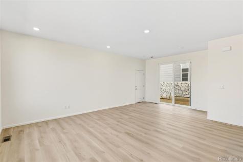 5242 Denali Boulevard Aurora CO 80019