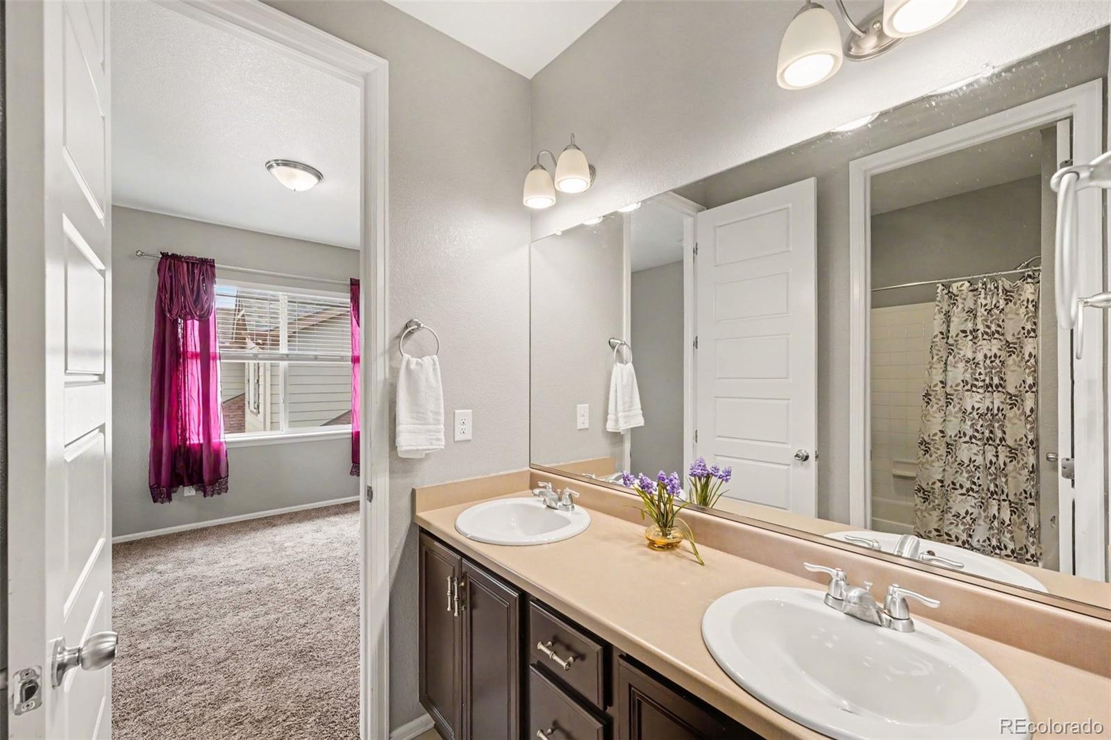 22463 E Union Place Aurora CO 80015