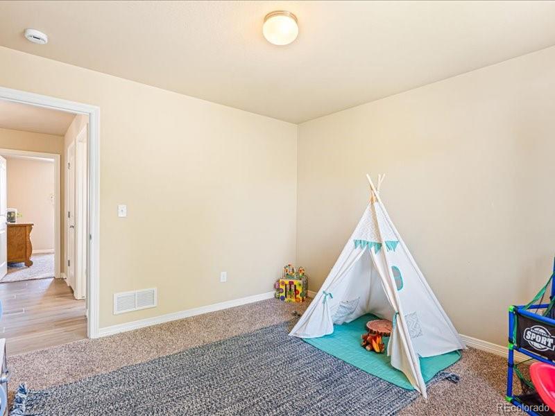 9019 Sandpiper Drive Longmont CO 80504