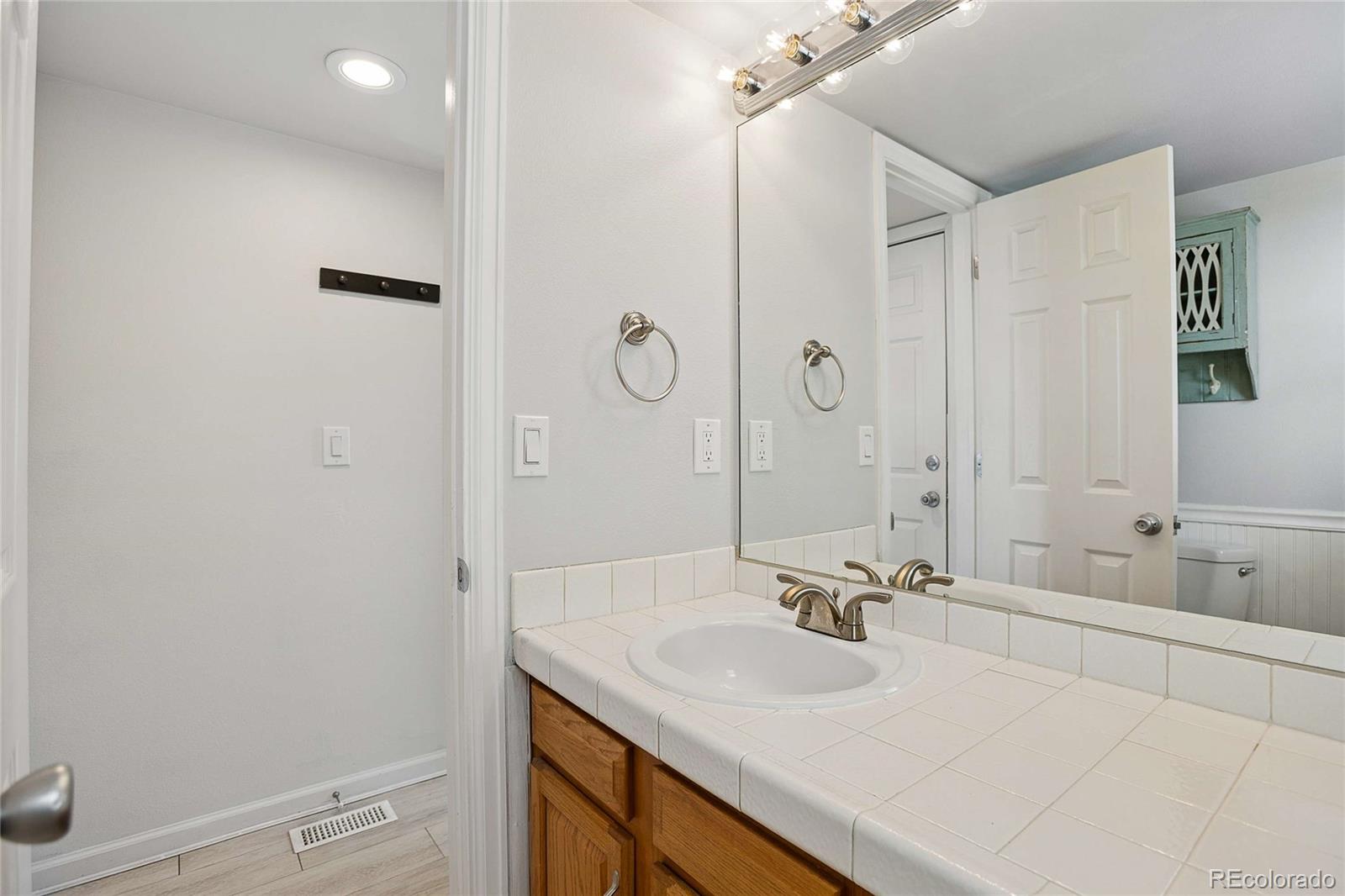 9677 Fairwood Street Littleton CO 80125