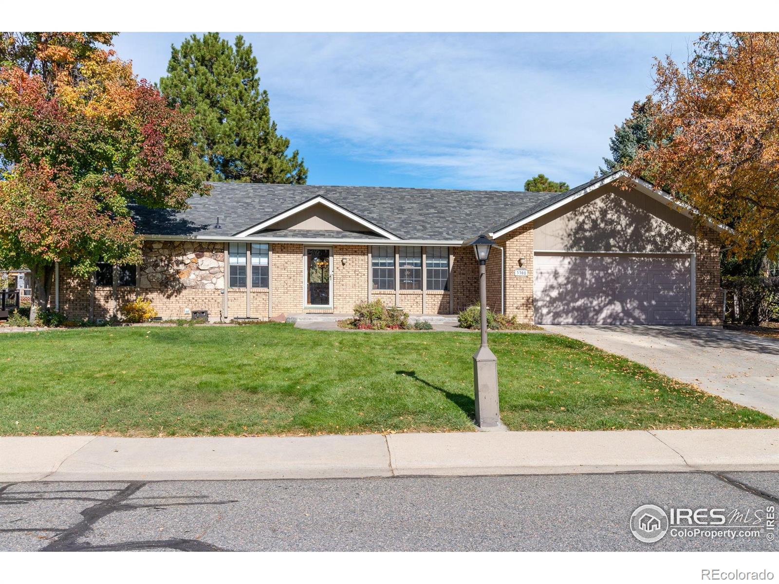 3308 Lakeview Circle Longmont CO 80503
