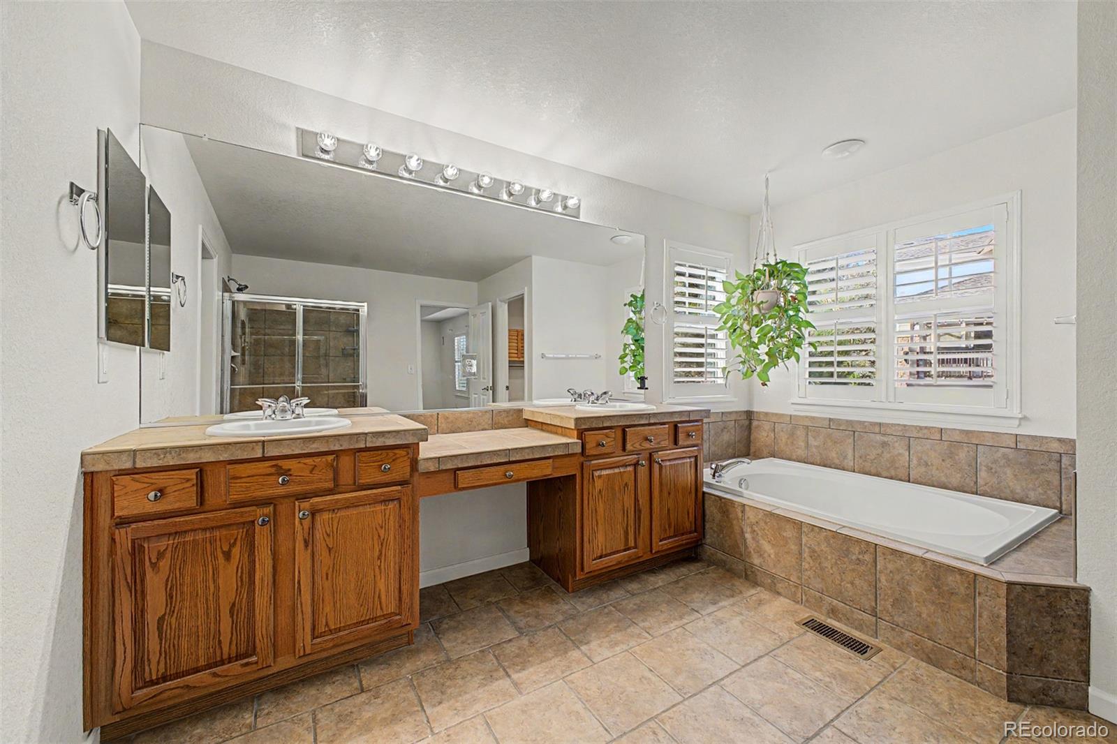 6934 S Fultondale Circle Aurora CO 80016