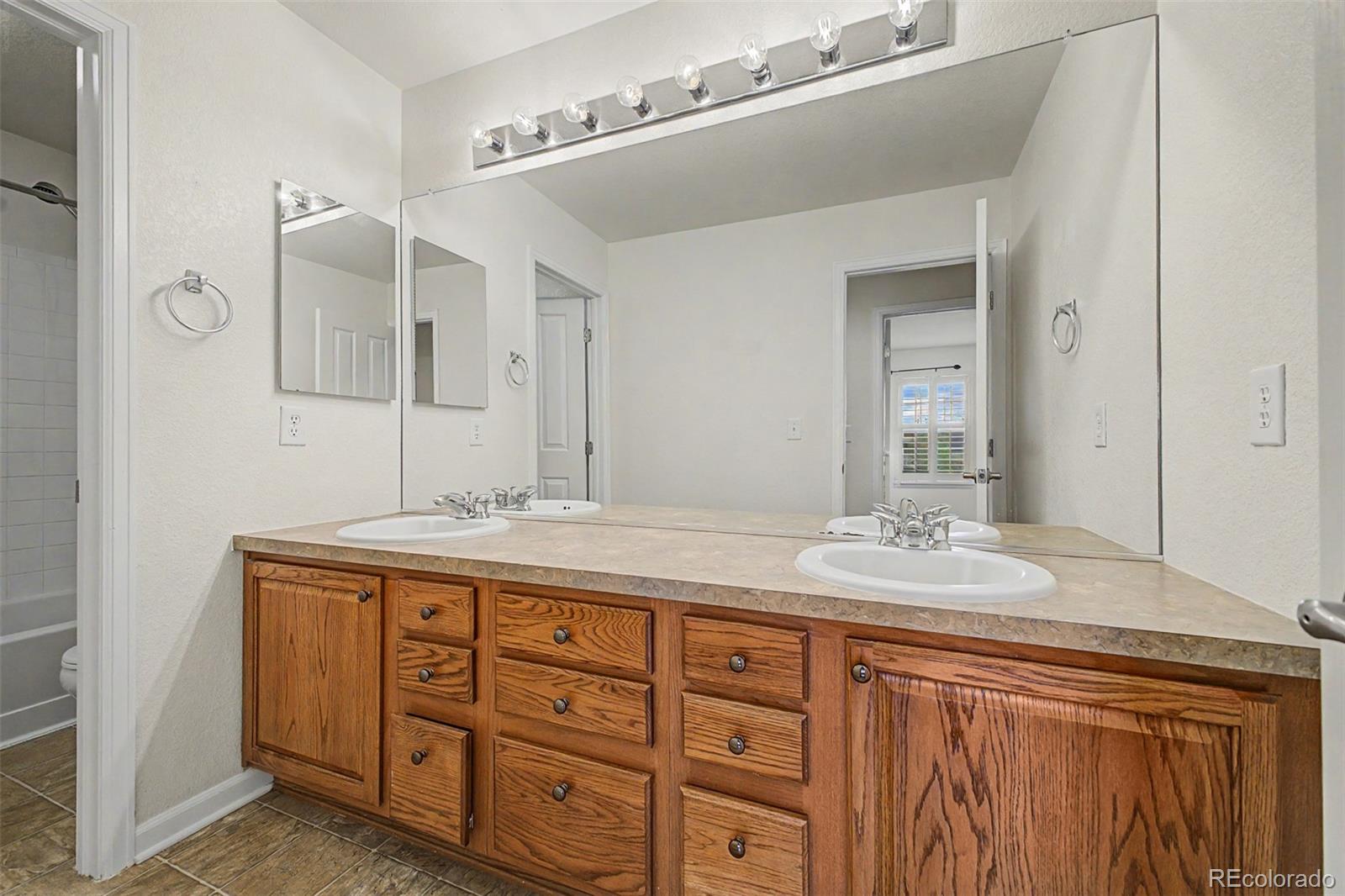 6934 S Fultondale Circle Aurora CO 80016