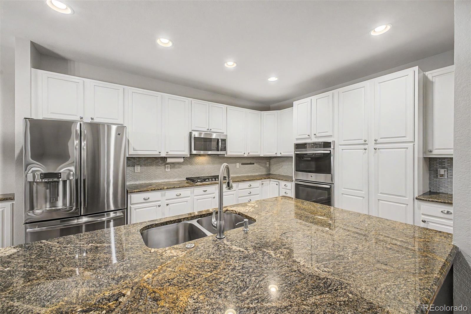 6934 S Fultondale Circle Aurora CO 80016