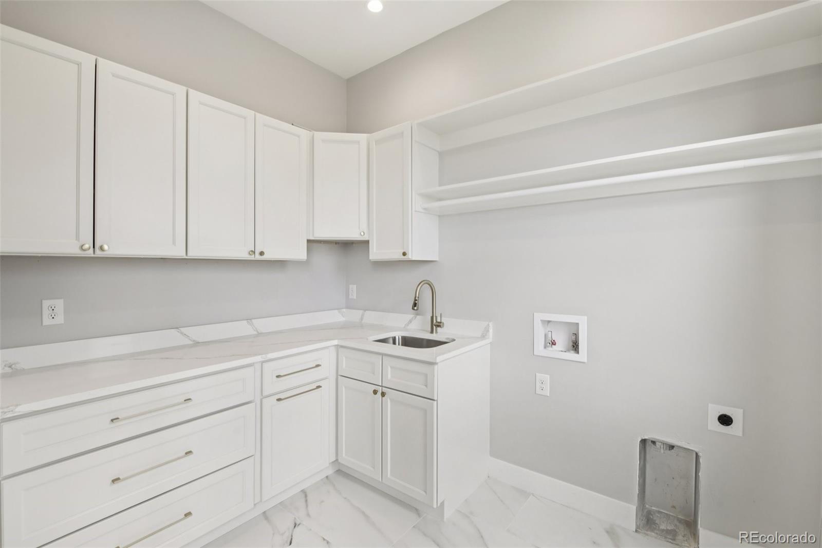27330 E Nova Circle Aurora CO 80016