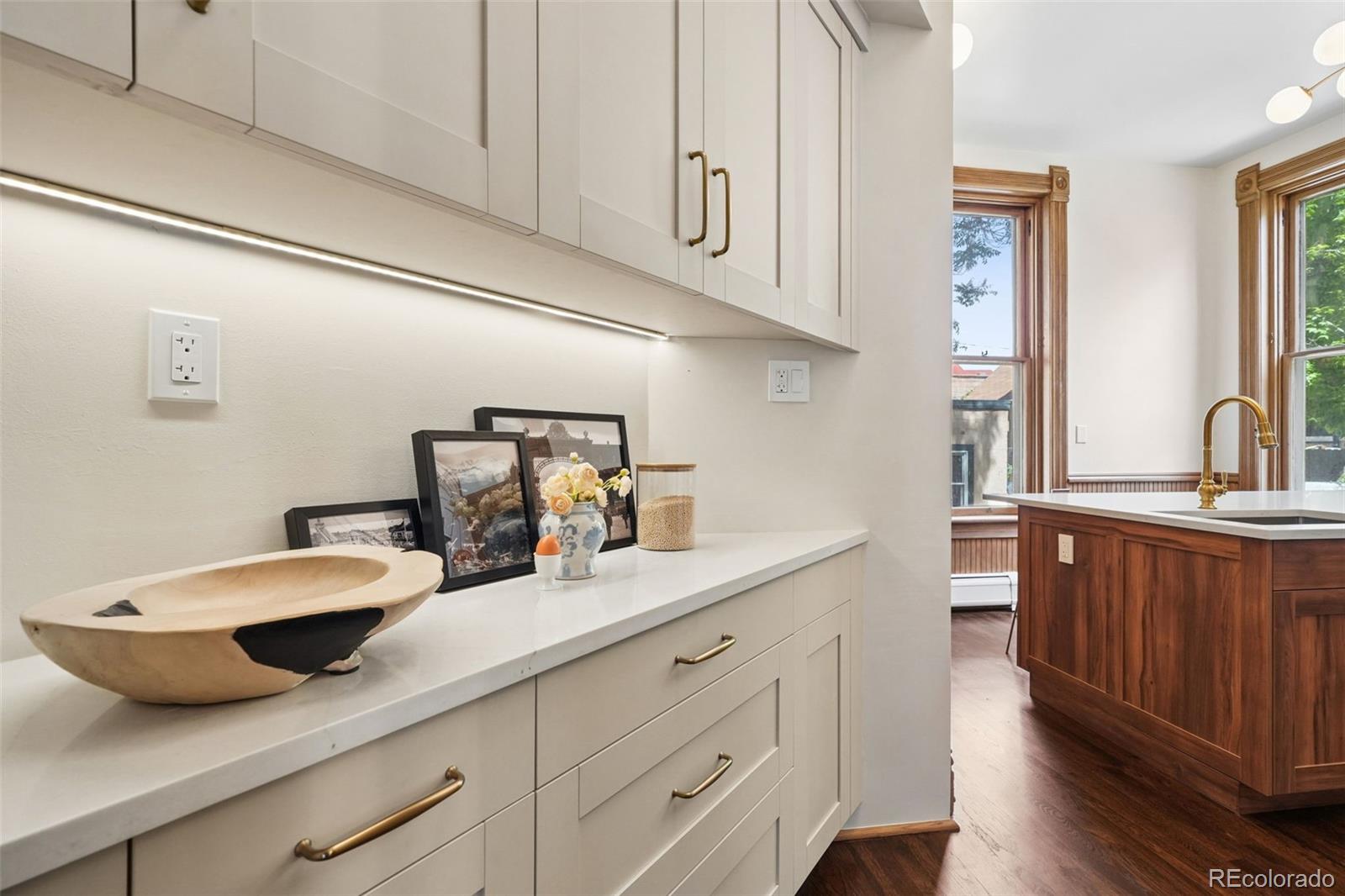 2104 Glenarm Place Denver CO 80205