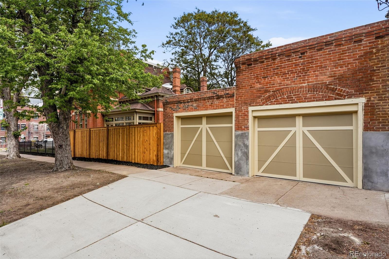 2104 Glenarm Place Denver CO 80205