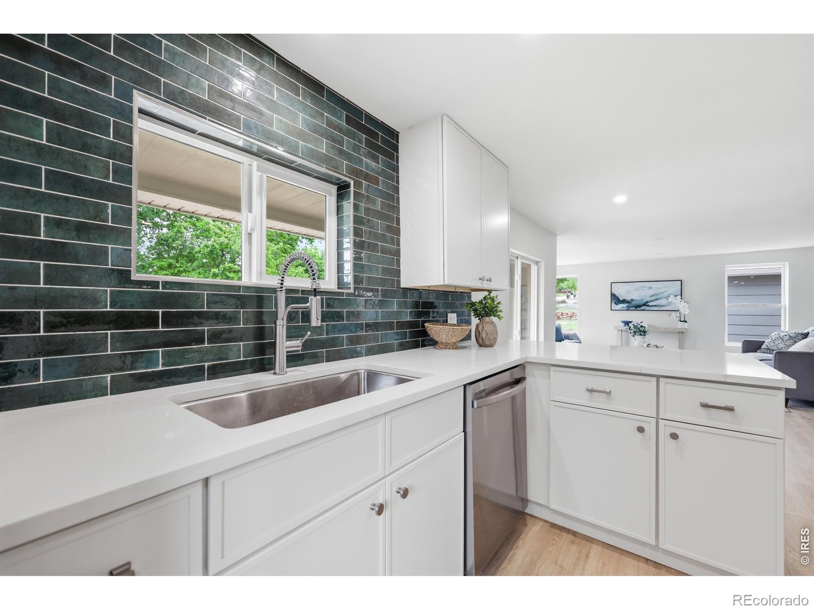 206 Bowen Street Longmont CO 80501