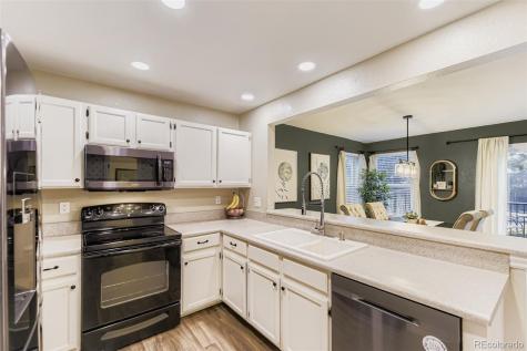 364 N Willow Street Castle Rock CO 80104