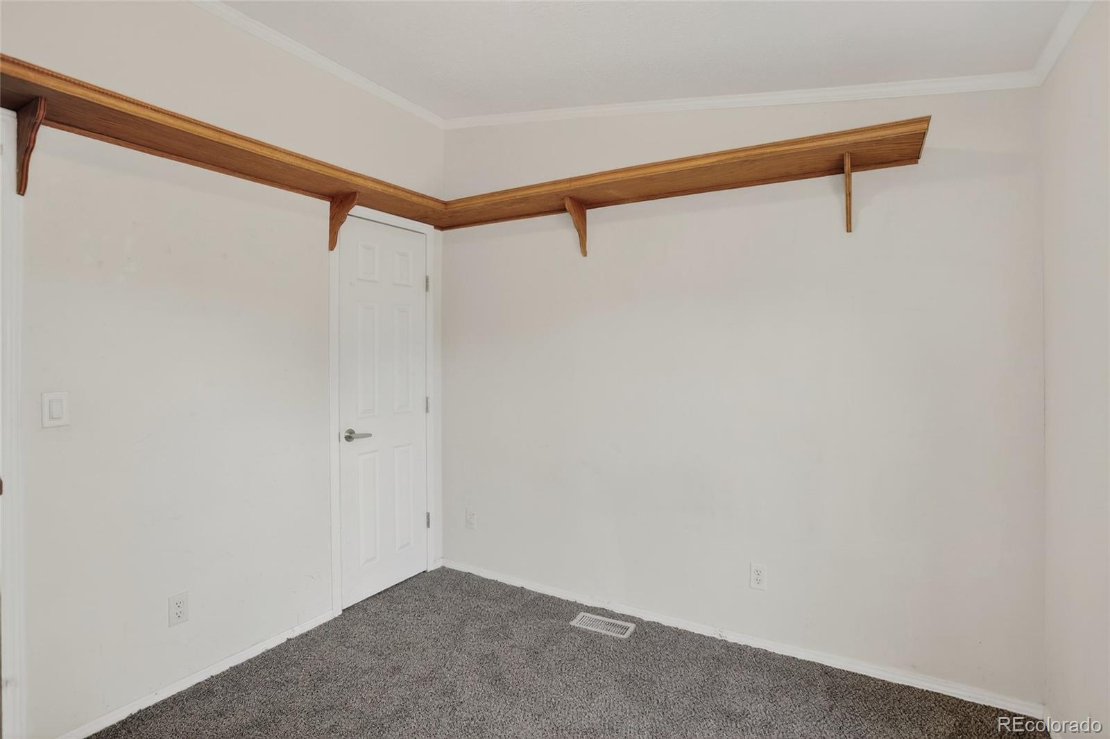 5853 S Quemoy Centennial CO 80015