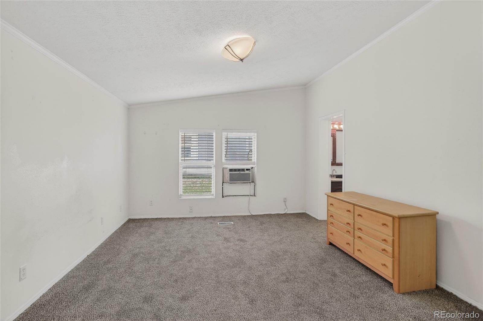 5853 S Quemoy Centennial CO 80015