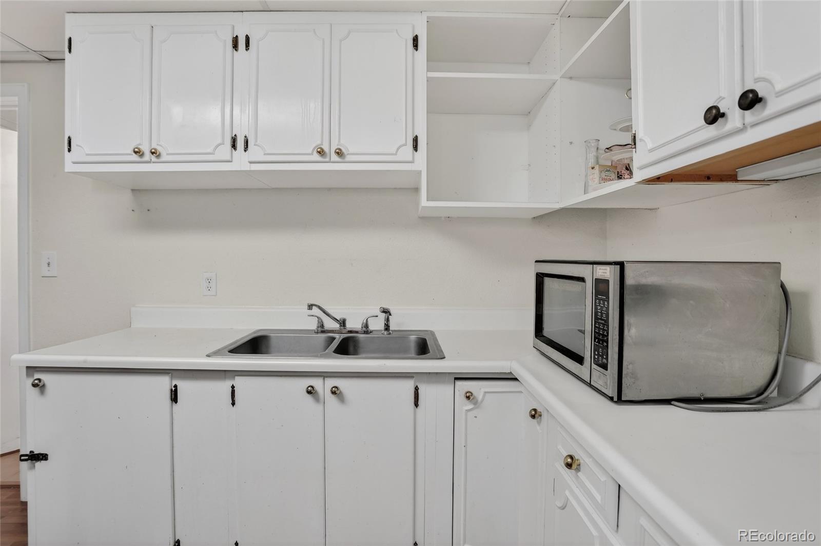 5853 S Quemoy Centennial CO 80015