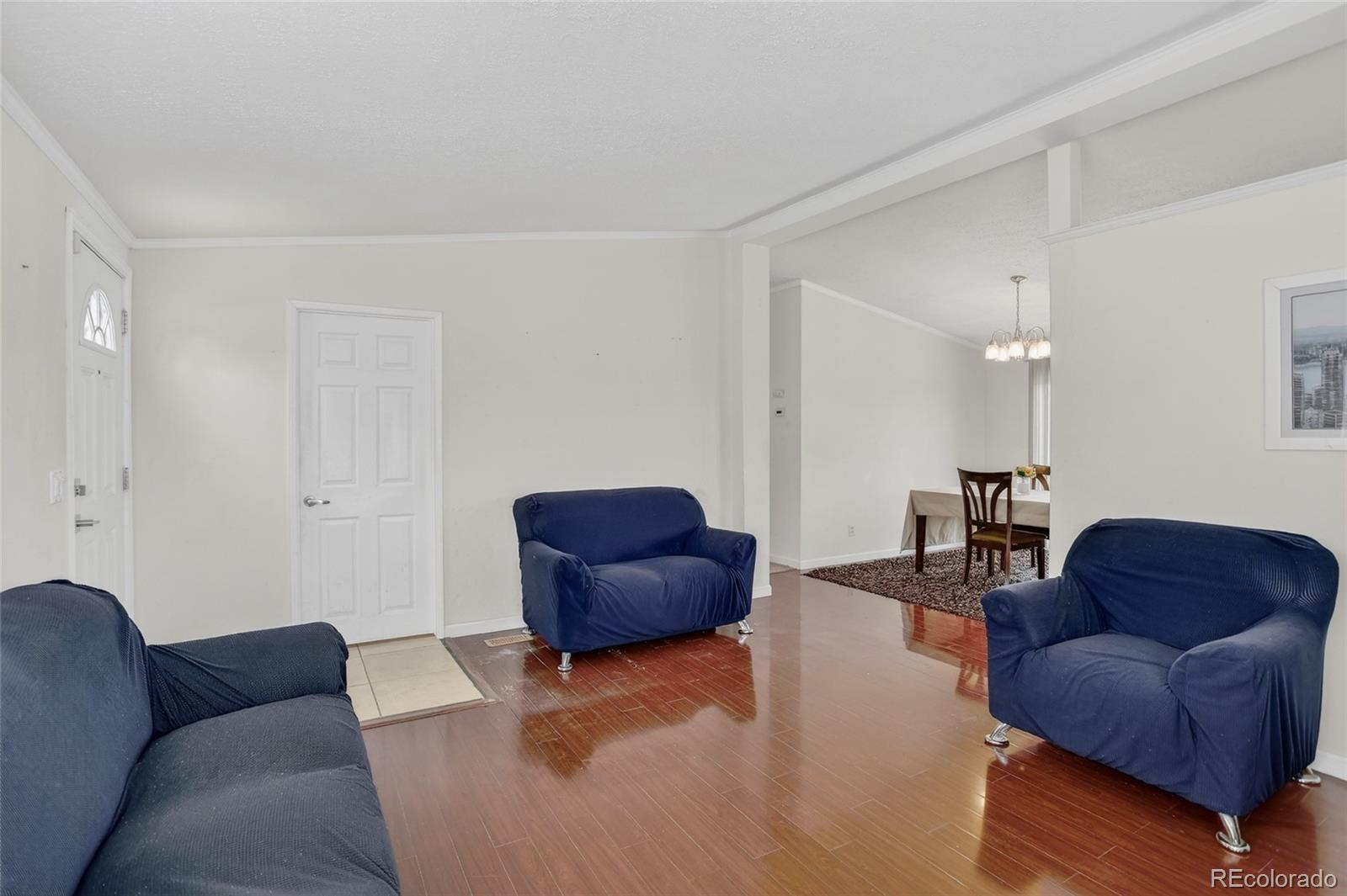 5853 S Quemoy Centennial CO 80015