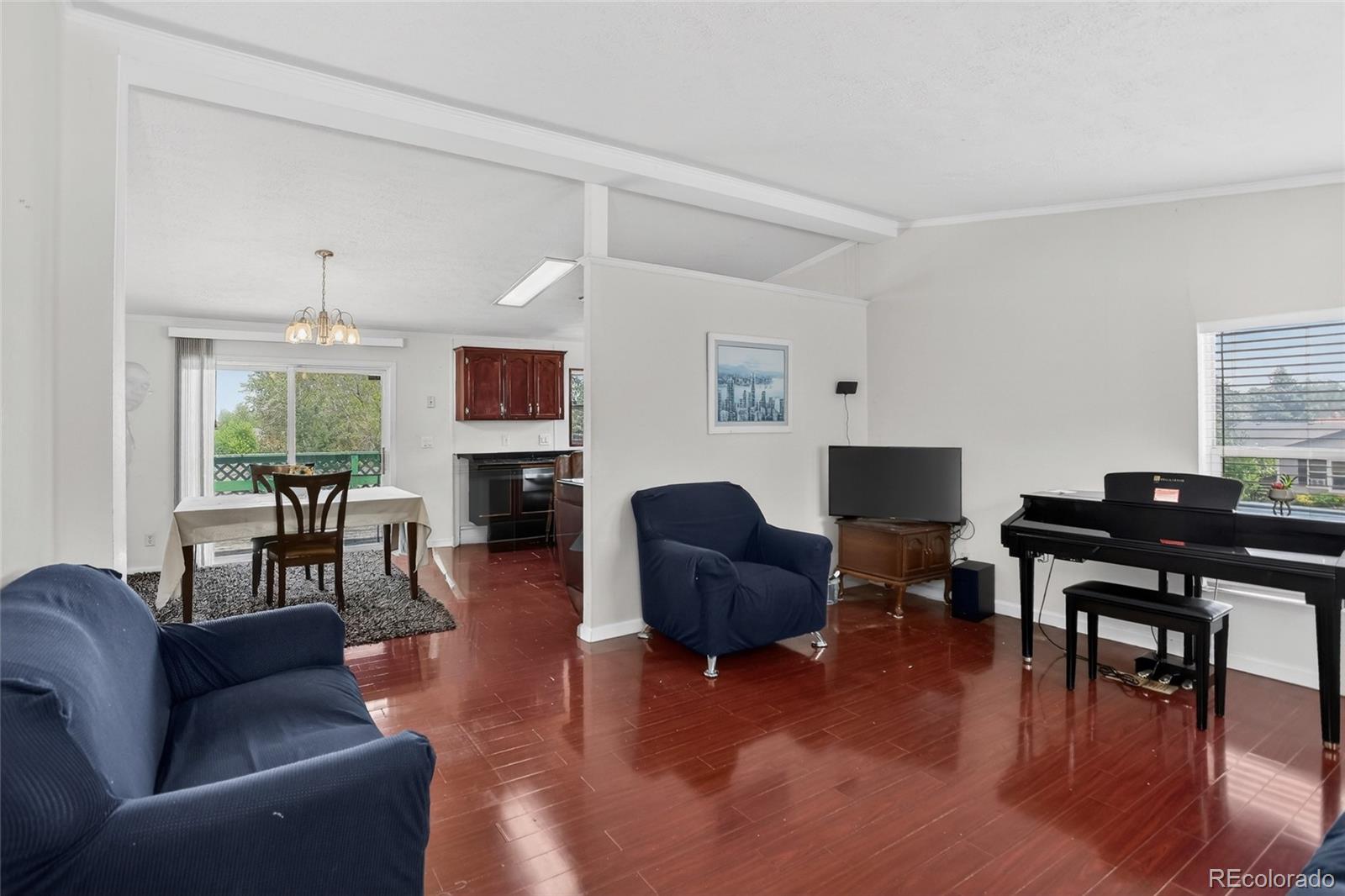 5853 S Quemoy Centennial CO 80015