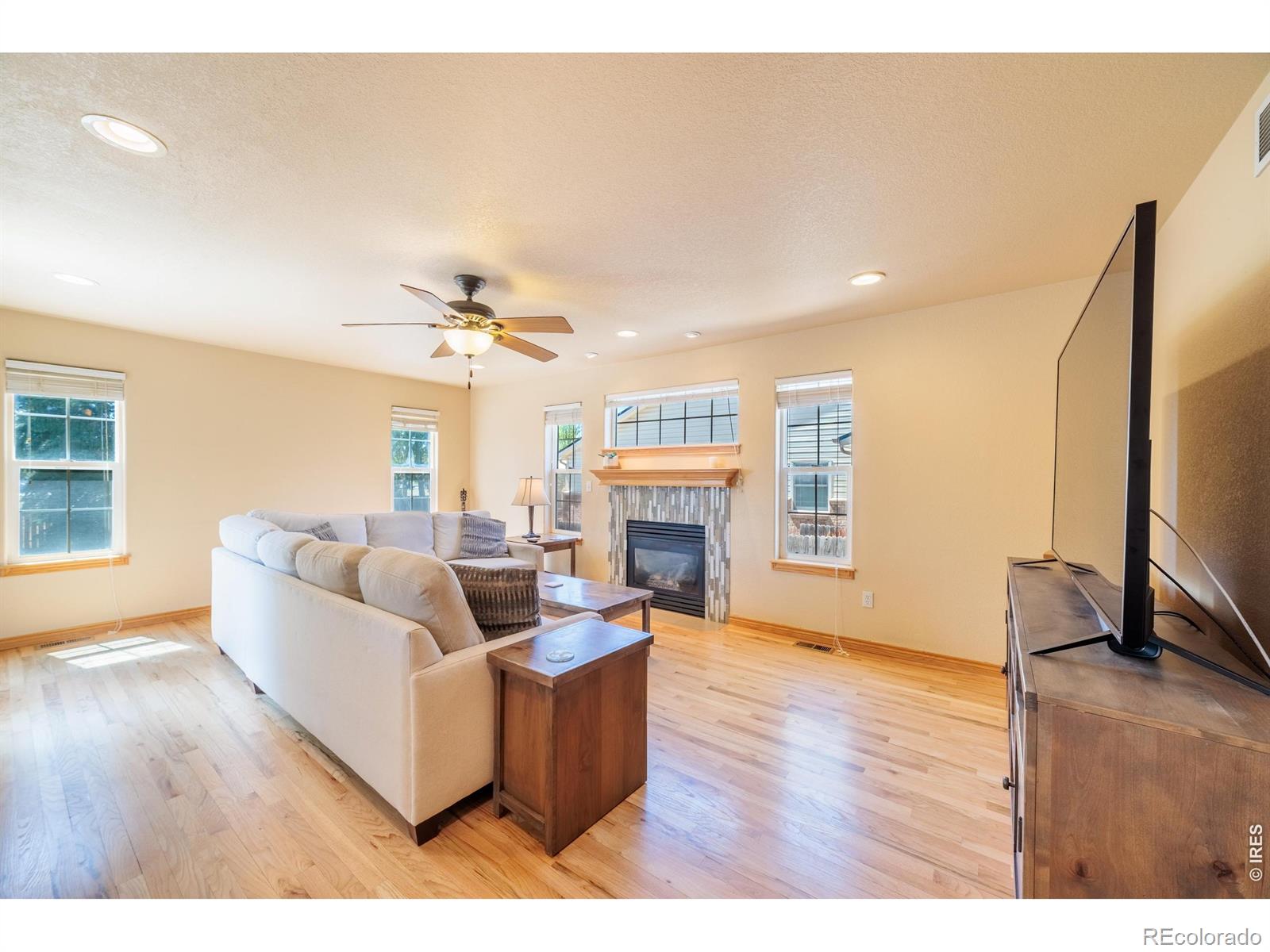 2513 Falcon Drive Longmont CO 80503