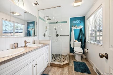 8664 E Monmouth Place Denver CO 80237