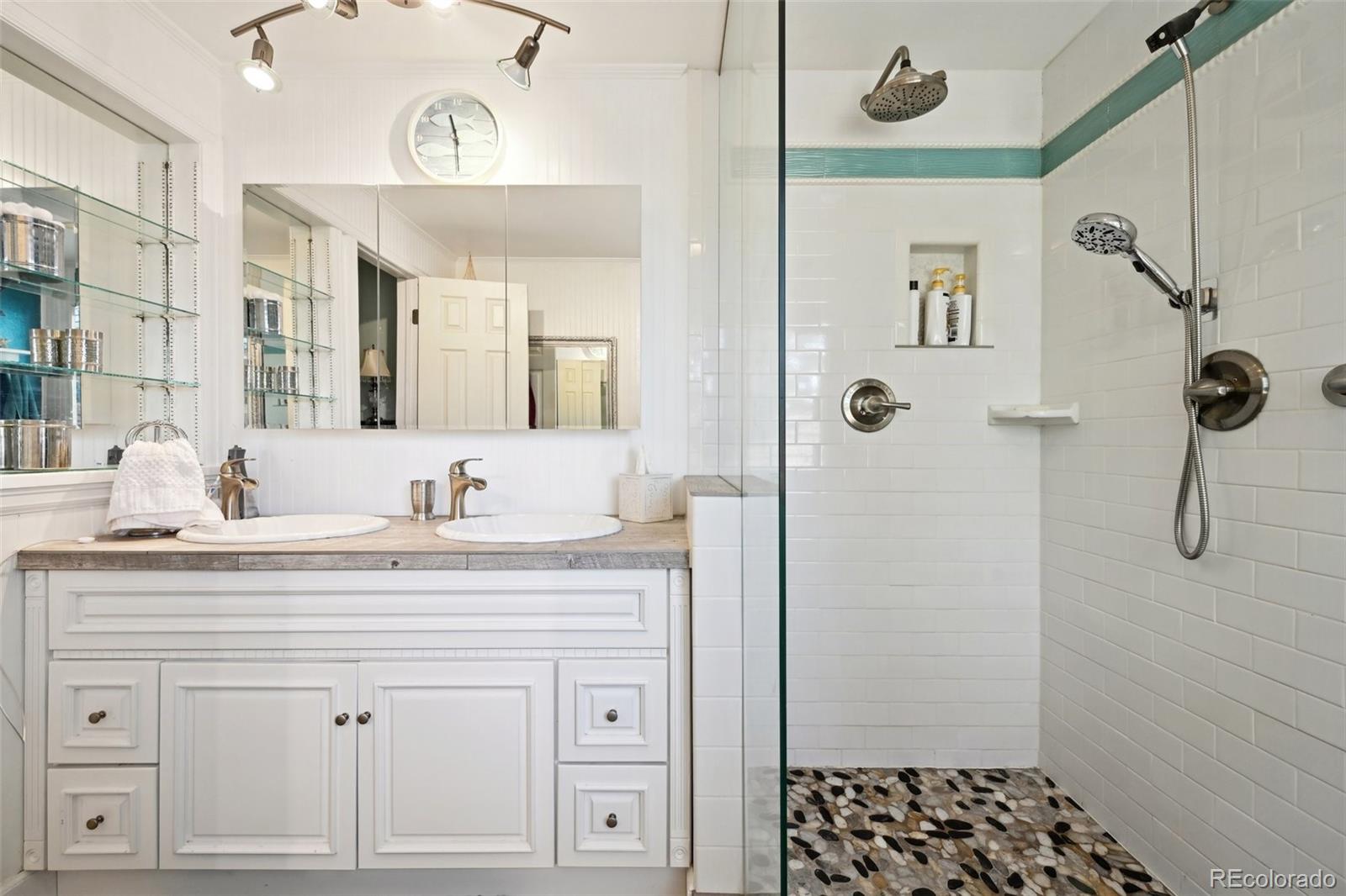8664 E Monmouth Place Denver CO 80237