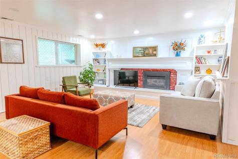 8664 E Monmouth Place Denver CO 80237