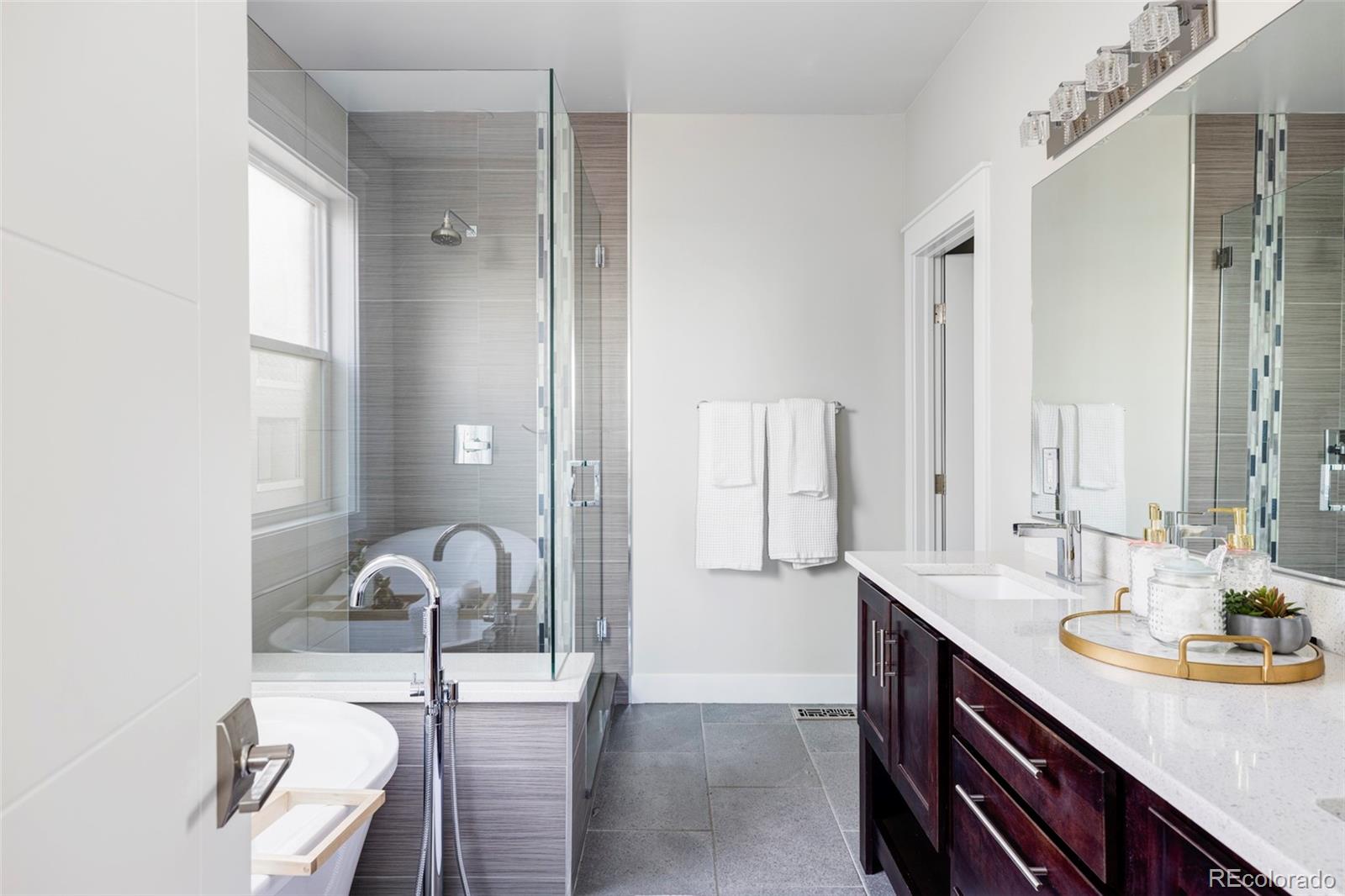 2931 W 20th Avenue Denver CO 80211