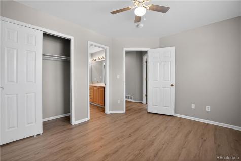 6111 S Kirk Street Centennial CO 80016