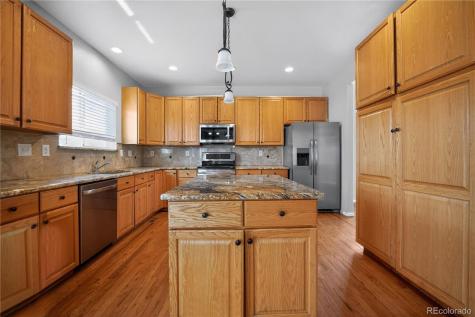 6111 S Kirk Street Centennial CO 80016
