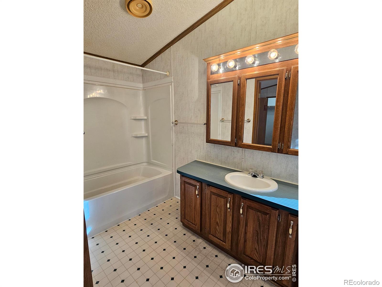 112 & 112.5 N 5th Avenue Sterling CO 80751