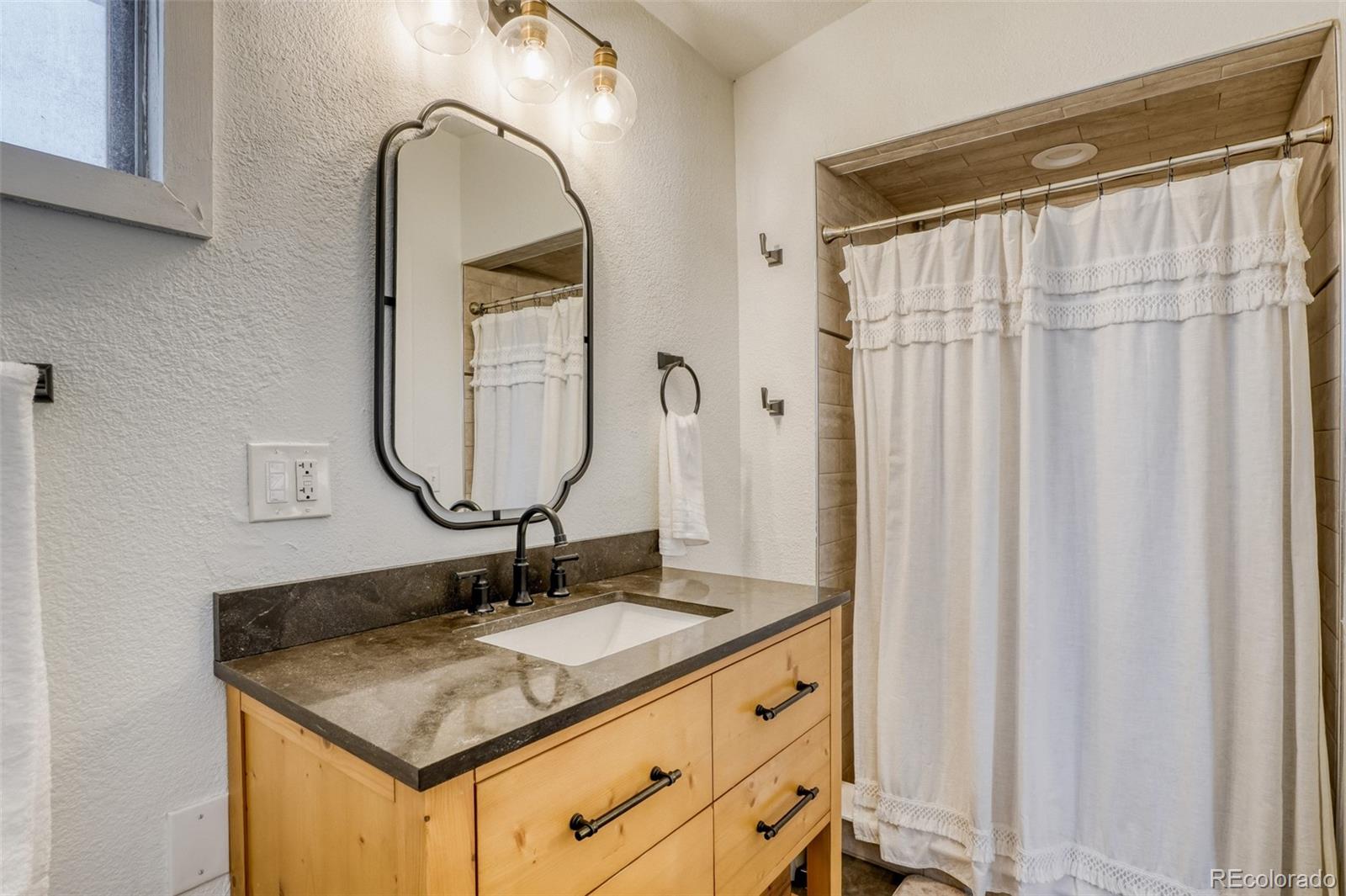 850 Holland Street Lakewood CO 80215