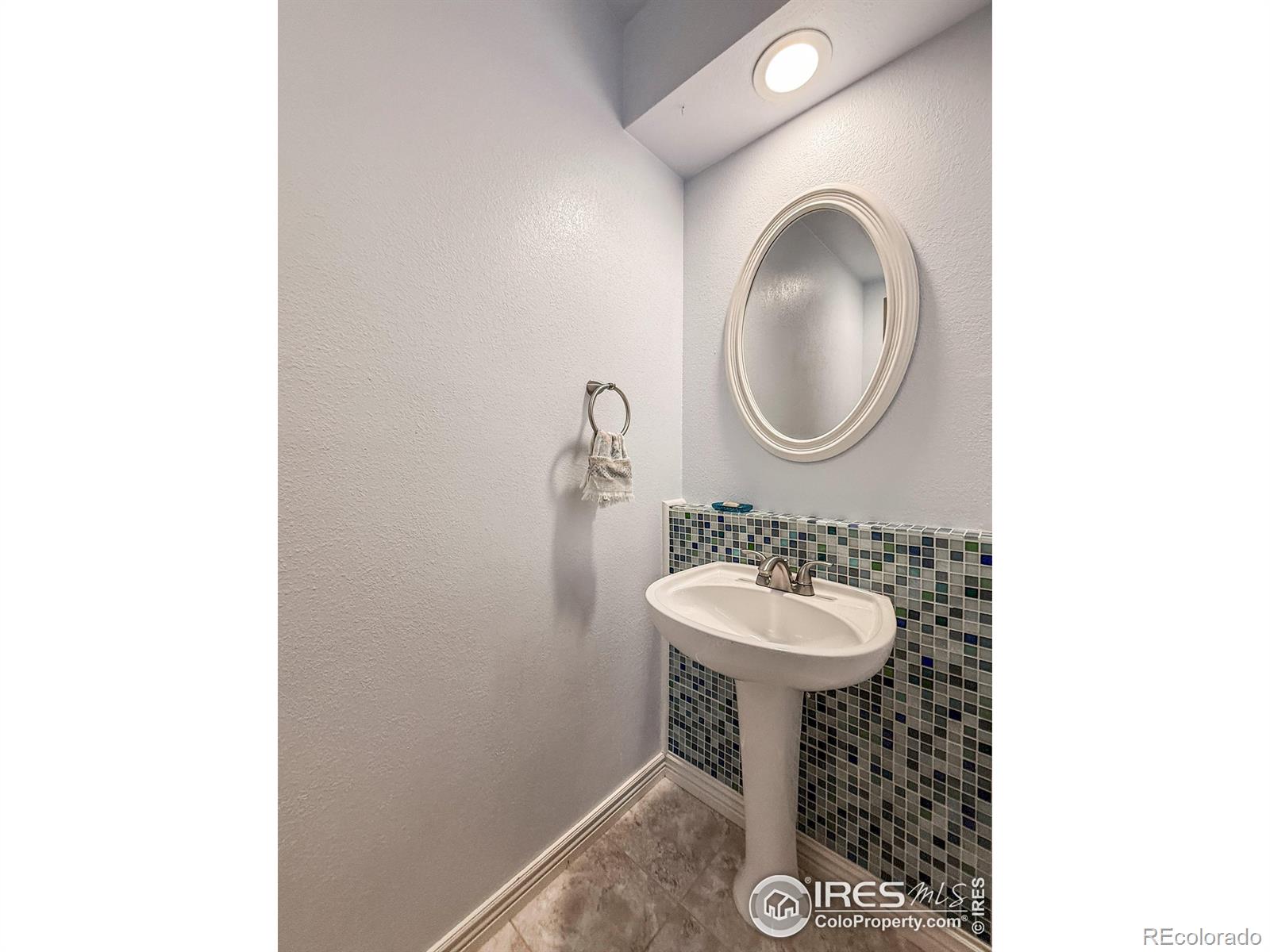 1004 Chokecherry Lane Longmont CO 80503