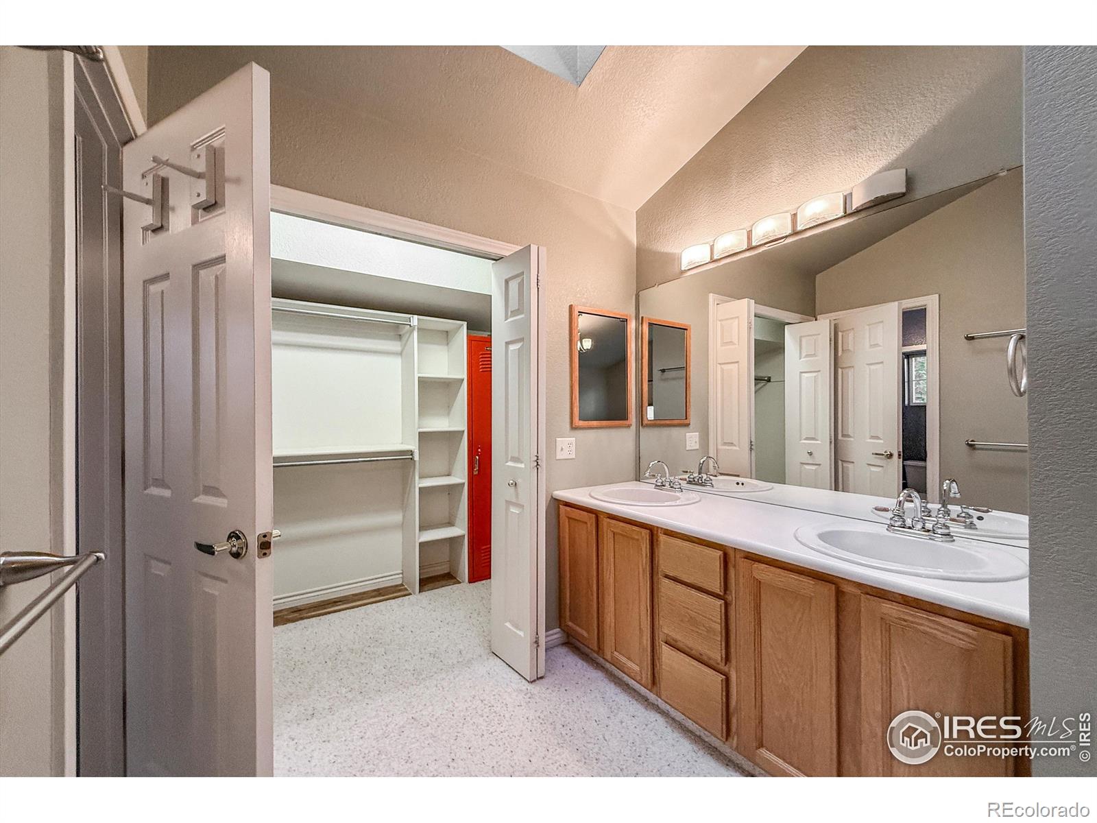 1004 Chokecherry Lane Longmont CO 80503