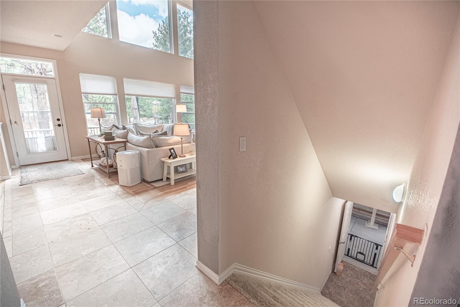 1000 Cochetopa Drive Larkspur CO 80118