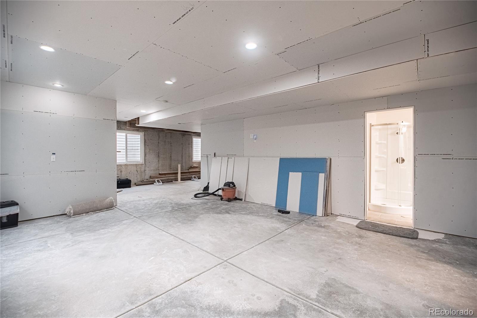 1000 Cochetopa Drive Larkspur CO 80118