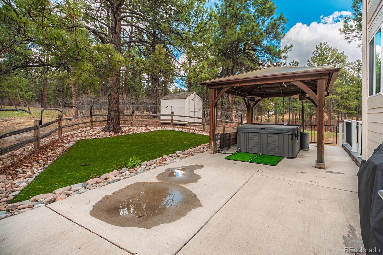 1000 Cochetopa Drive Larkspur CO 80118