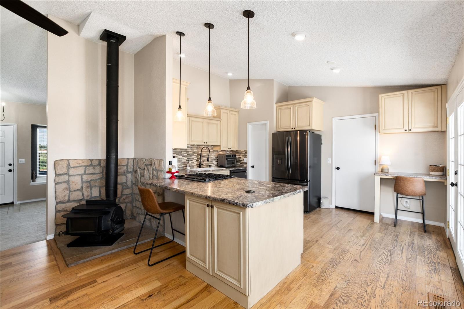 8804 Lariat Loop Elizabeth CO 80107