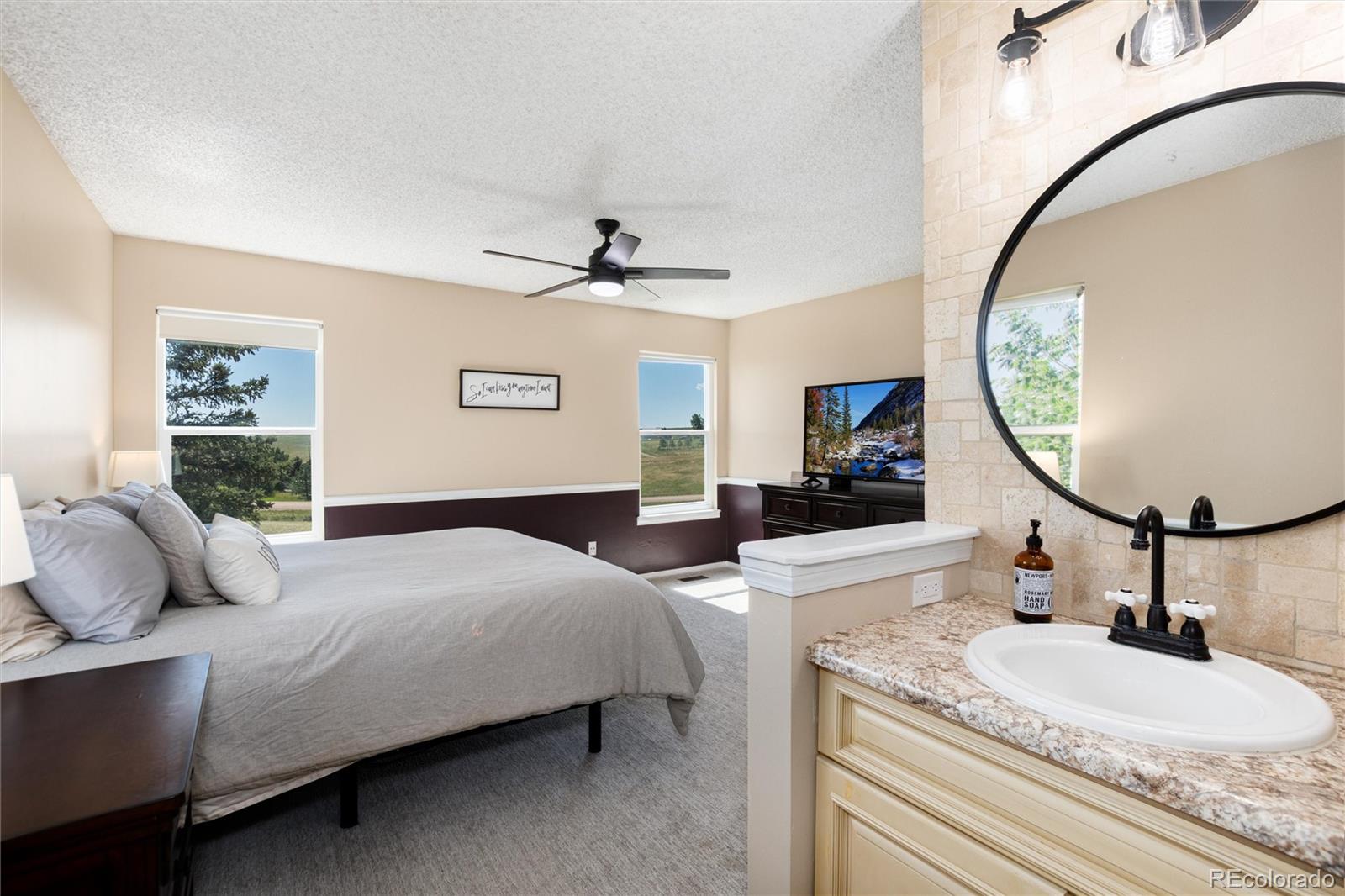 8804 Lariat Loop Elizabeth CO 80107