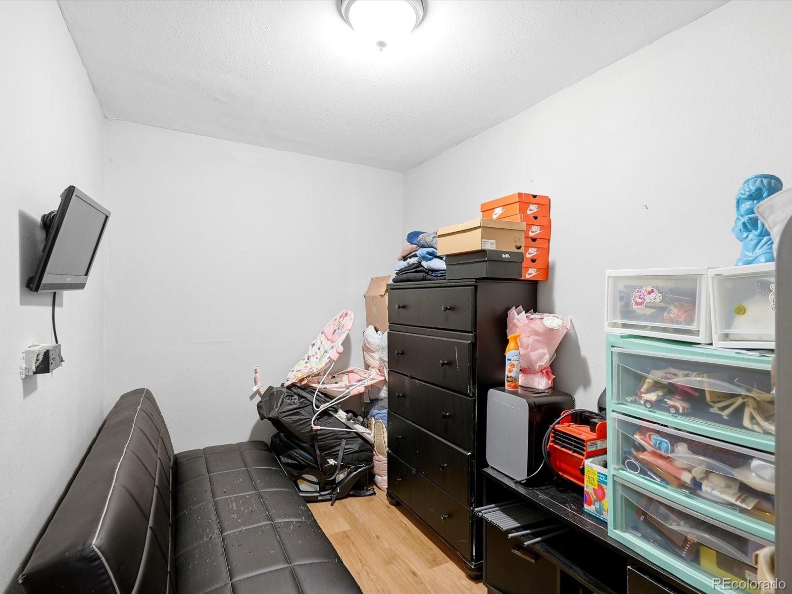 1883 S Perry Way Denver CO 80219