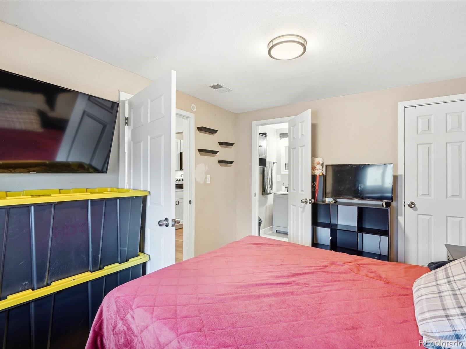 1883 S Perry Way Denver CO 80219
