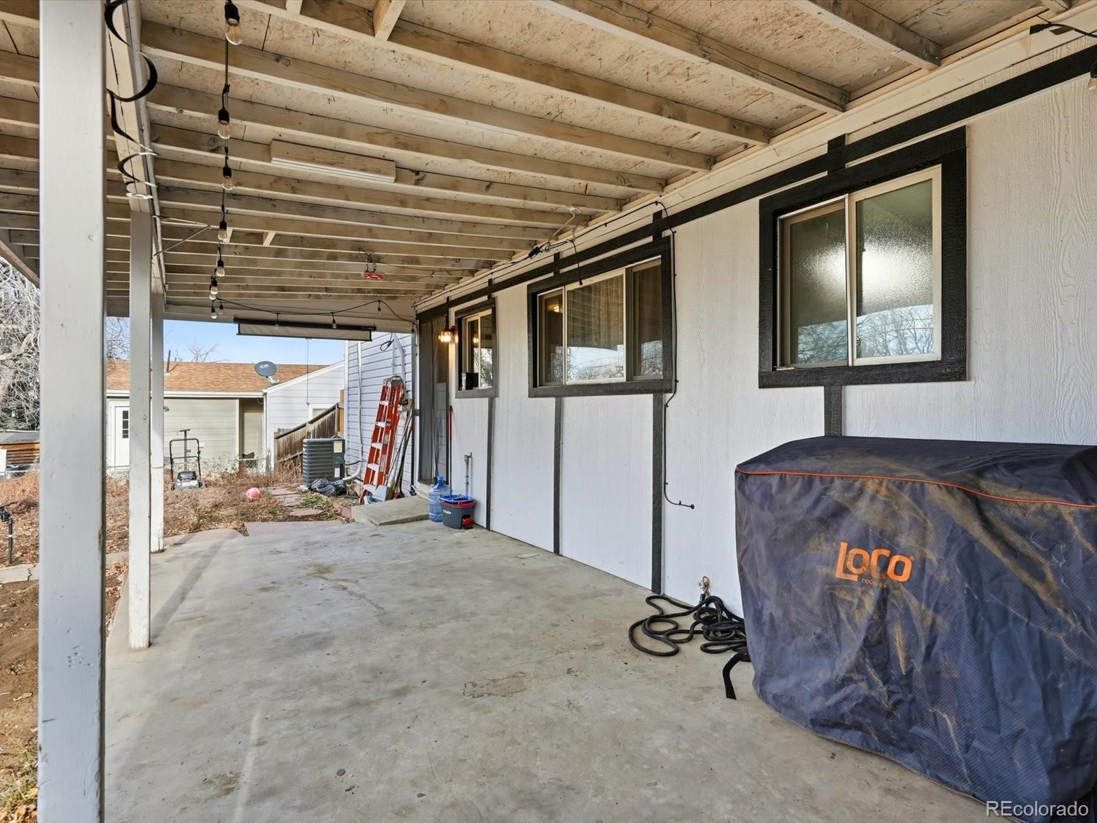 1883 S Perry Way Denver CO 80219