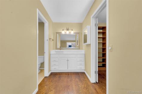 5622 E Weaver Circle Centennial CO 80111