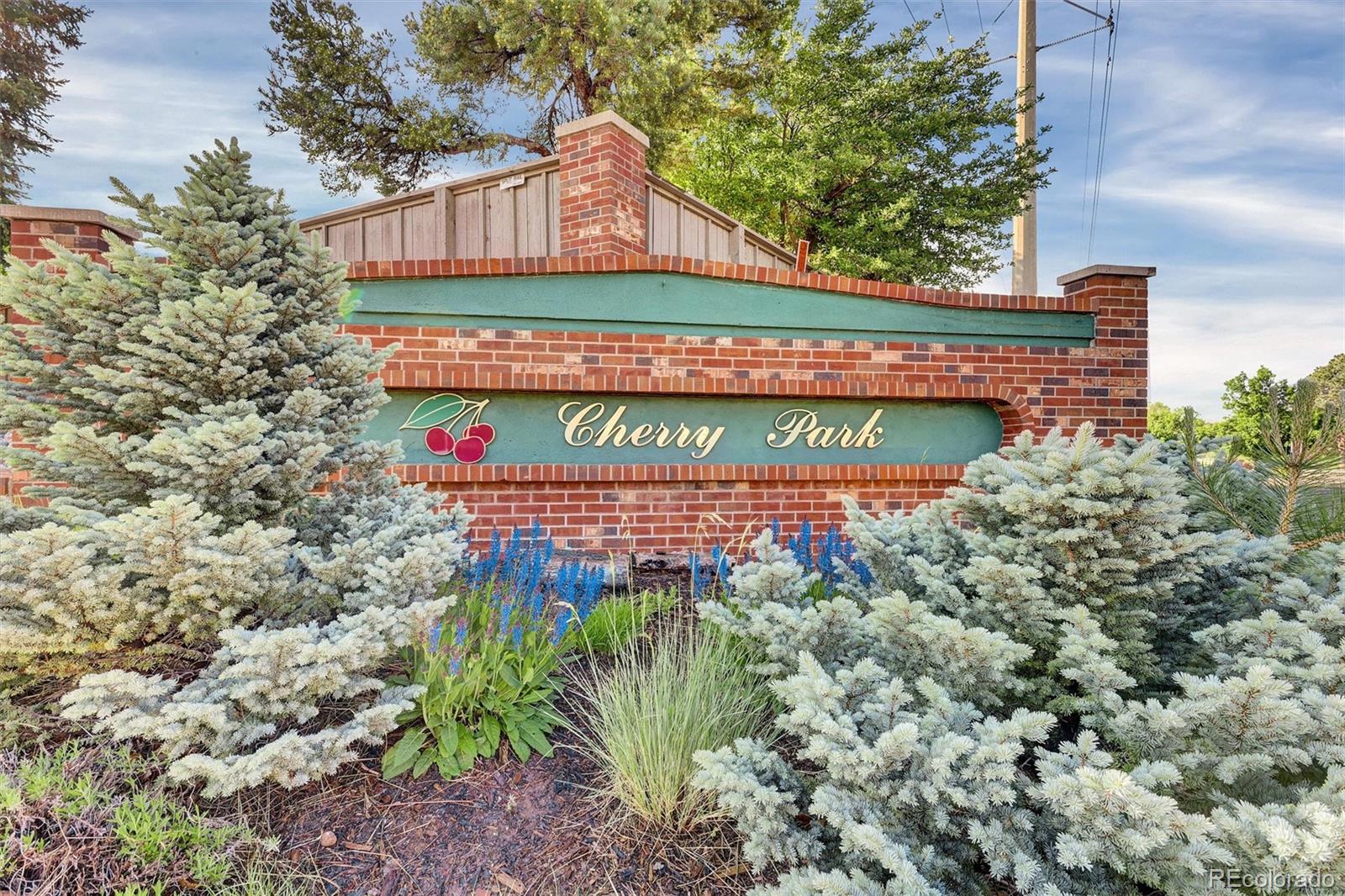 5622 E Weaver Circle Centennial CO 80111