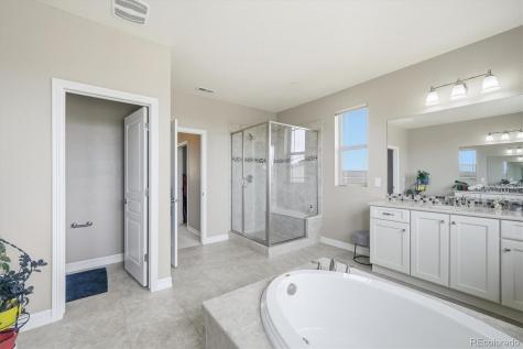 9559 Nile Way Arvada CO 80007